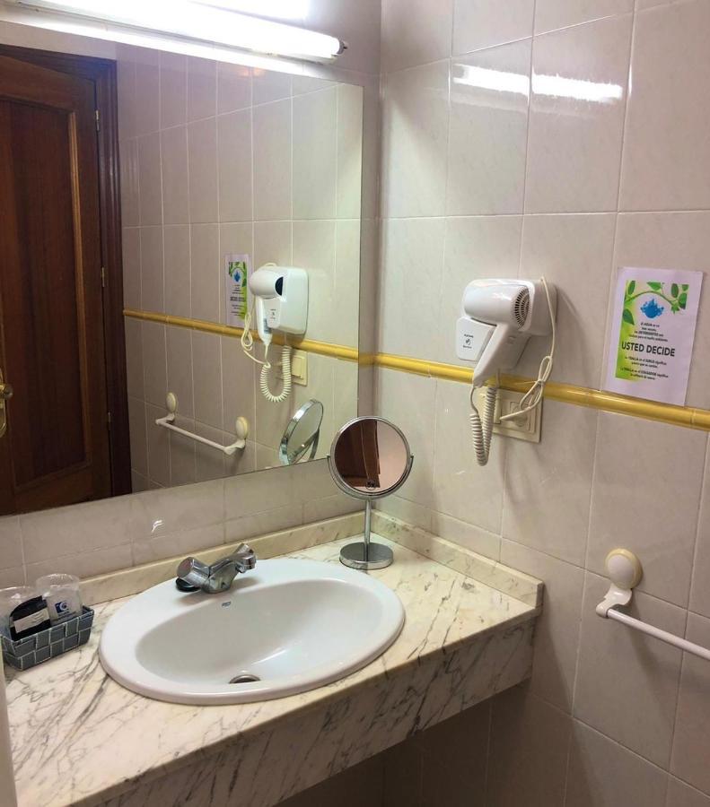 Hotel Al-Ándalus, en Cazorla Comarca Peal De Becerro Kültér fotó