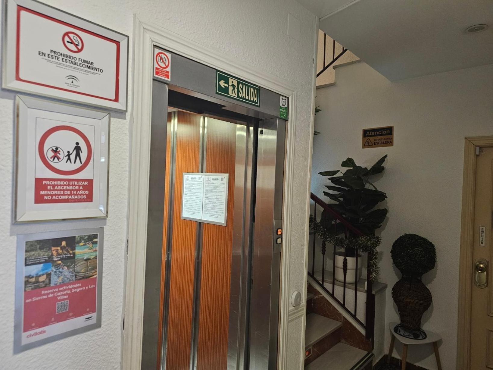 Hotel Al-Ándalus, en Cazorla Comarca Peal De Becerro Kültér fotó